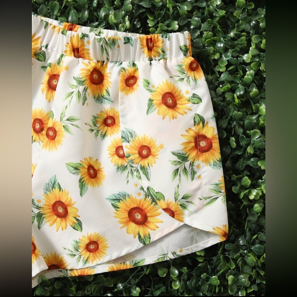 NWOT Girls Size 10Y Sunflower Wrap Hem Shorts - Picture 10 of 12
